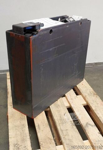 Gabelstaplerbatterie HAWKER 24 Volt 3 PzS 375 Ah