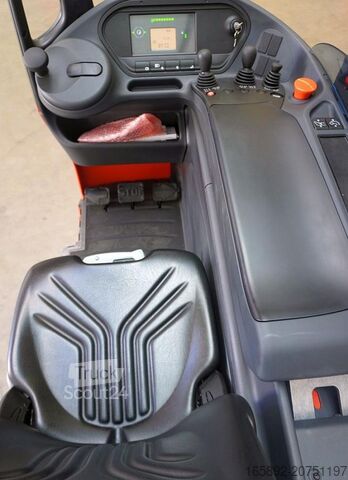 Wózek wysokiego składowania Linde R 12 B 1120