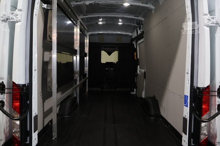 Fourgonnette Ford E-Transit 350 L4 H3 Trend 68 kWh