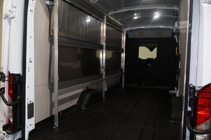 Fourgonnette Ford E-Transit 350 L4 H3 Trend 68 kWh