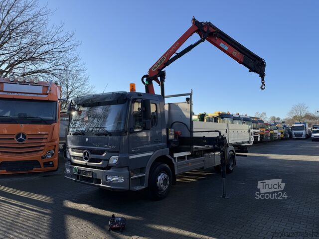 Vrachtauto met open laadbak Mercedes-Benz Atego 1524 Palfinger 12002 bis 19 Meter
