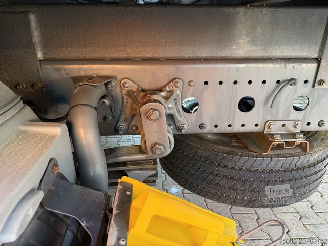 Vrachtauto met open laadbak Mercedes-Benz Atego 1524 Palfinger 12002 bis 19 Meter