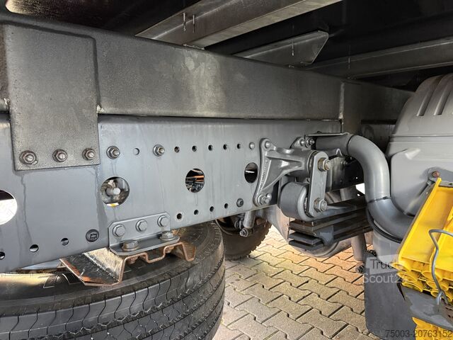 Vrachtauto met open laadbak Mercedes-Benz Atego 1524 Palfinger 12002 bis 19 Meter