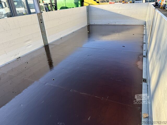 Vrachtauto met open laadbak Mercedes-Benz Atego 1524 Palfinger 12002 bis 19 Meter