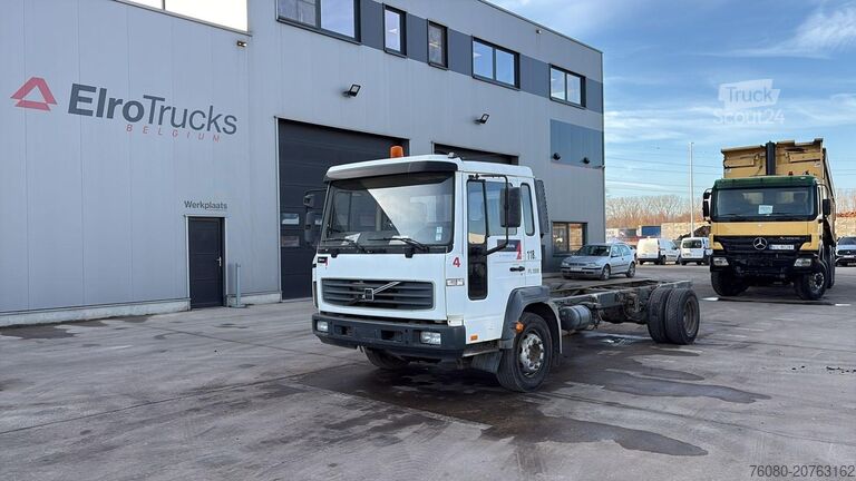 Chassis com cabina Volvo FL 220 (BELGIAN TRUCK / BOITE MANUELLE / MANUAL...