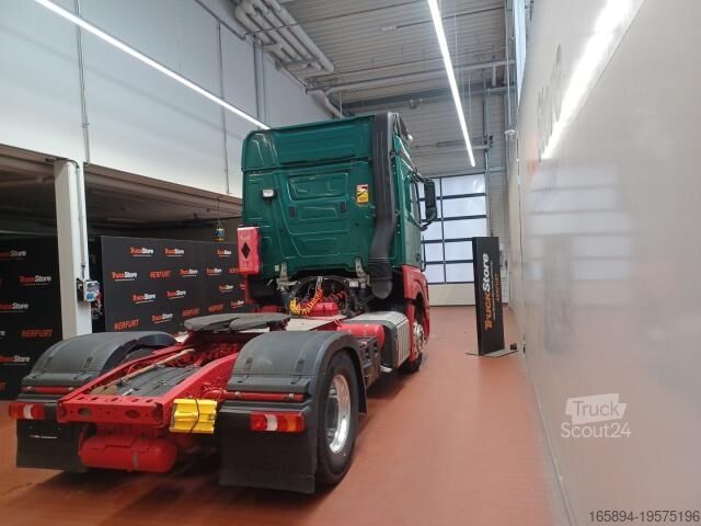 Veszélyes anyagokat szállító teherautó Mercedes-Benz Actros 1846 ADR GGVS EXPORT LS