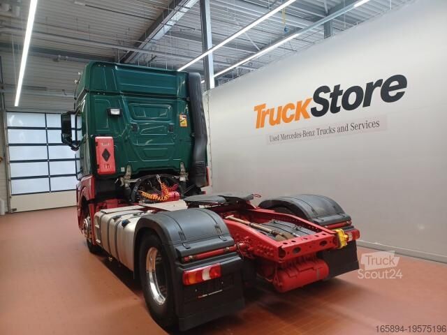 Veszélyes anyagokat szállító teherautó Mercedes-Benz Actros 1846 ADR GGVS EXPORT LS