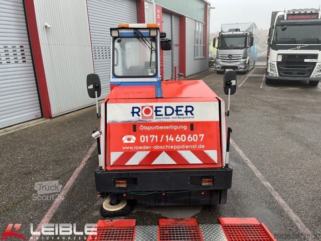 Road sweeper  BIOTEC No1*Ölspurbeseitigung + Anhänger Zikun