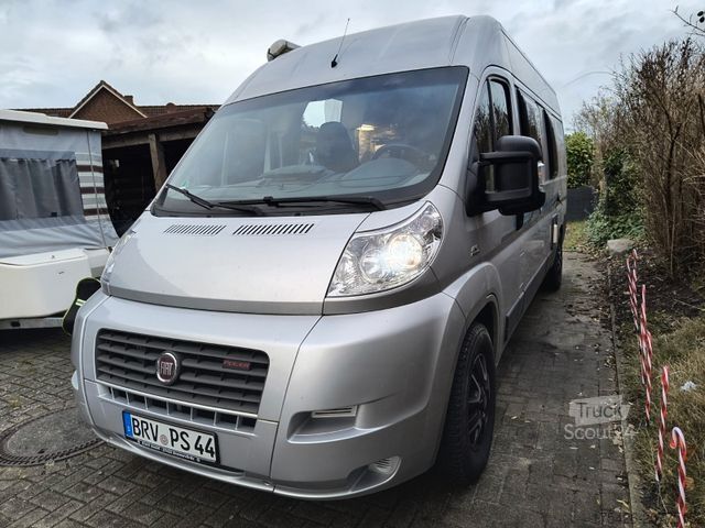 Camping-car ADRIA Twin 600 AHK, TV +Satanlage 116KW Kundenauftrag