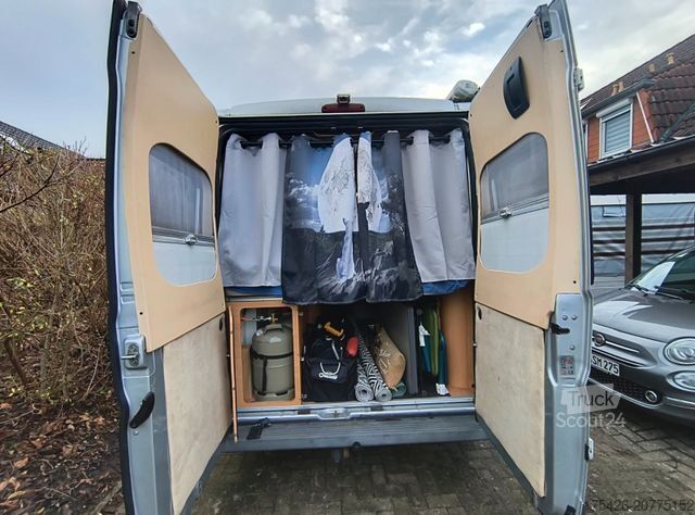 Camping-car ADRIA Twin 600 AHK, TV +Satanlage 116KW Kundenauftrag