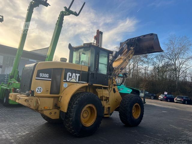 Pala gommata CATERPILLAR CAT 930 g