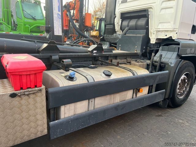 Camion benne à bras amovible MAN MAN TGS 26.440