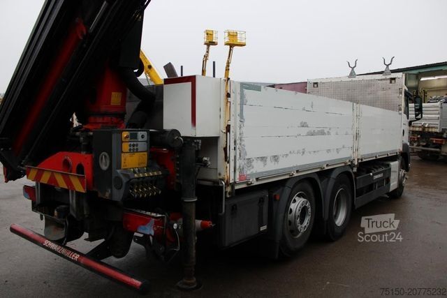 Gru montata su autocarro MAN 26.420 6x2 KRAN PALFINGER PK18502 FUNK Nr: 696