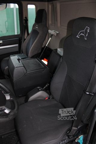 Gru montata su autocarro MAN 26.420 6x2 KRAN PALFINGER PK18502 FUNK Nr: 696