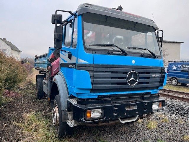 Camion basculante trilateral MERCEDES-BENZ 1824 AK 4x4 mit PK 13000 mit Seilwinde-223000km