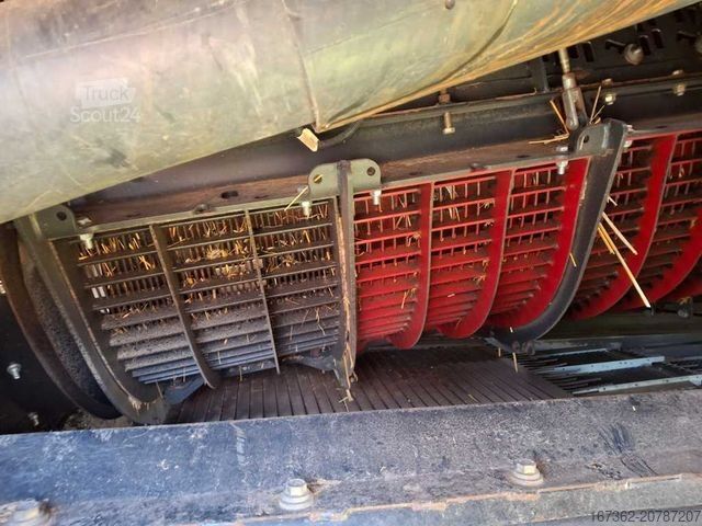 Ceifeira-debulhadora CASE AF 8240