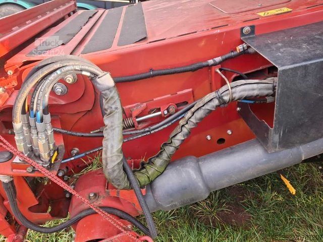 Ceifeira-debulhadora CASE AF 8240