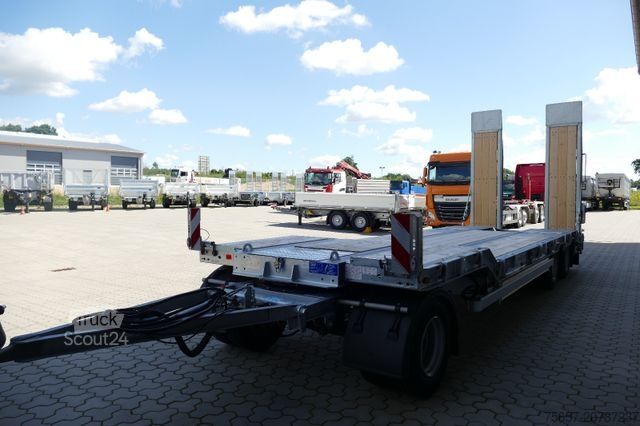 Remolque de plataforma baja MÜLLER-MITTELTAL T3 Profi 30,0 Neu, Baggerstiel, voll hydr. Rampe