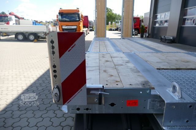 Remolque de plataforma baja MÜLLER-MITTELTAL T3 Profi 30,0 Neu, Baggerstiel, voll hydr. Rampe