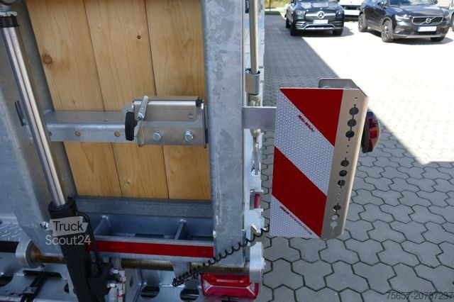 Remolque de plataforma baja MÜLLER-MITTELTAL T3 Profi 30,0 Neu, Baggerstiel, voll hydr. Rampe
