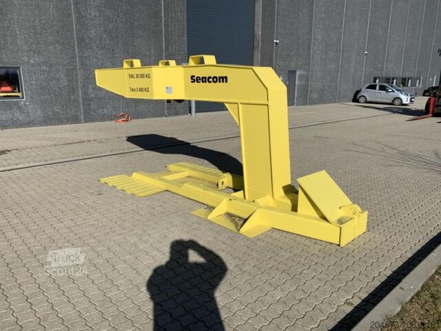 Anhänger [div] SEACOM SH36XT