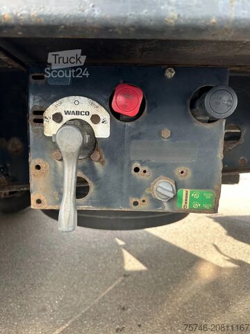 Kufr Krone SDK 27 *3-Achs*MEGA *Kofferauflieger*