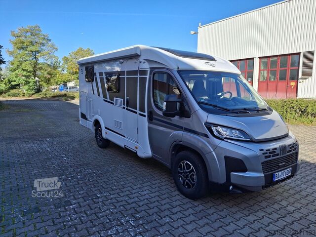 Teilintegriertes Wohnmobil CARADO V 337 Fiat