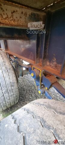 Trasporto di container Fruehauf Oplegger container+ 1000 lames steel