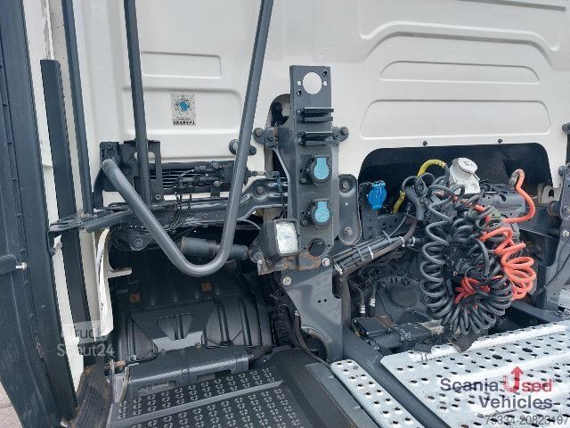 Volumen SZM Scania R 450 A4x2EB verstellbare Sattelplatte TOP!!!