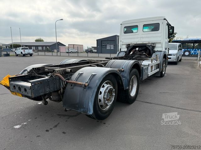 Chassi de caminhão MERCEDES-BENZ Actros 2532 MP 3 Fahrgestell