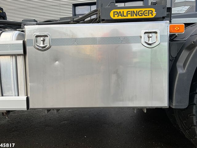 Crane truck Volvo FMX 460 8x4 Palfinger 19 Tonmeter laadkraan Jus...