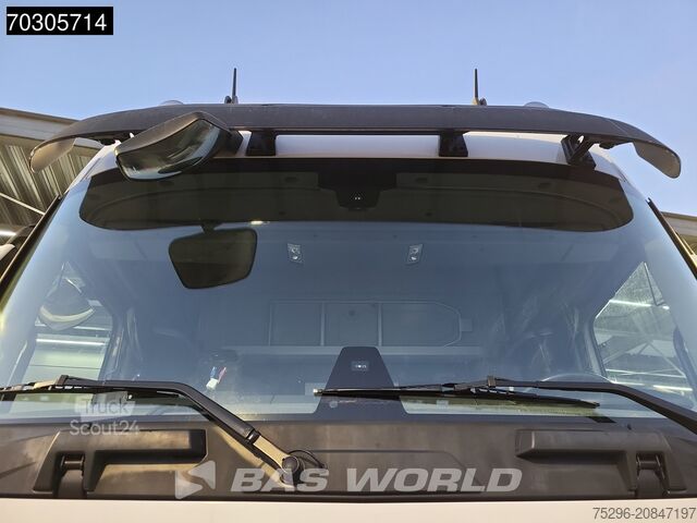 Standaard trekker Renault T 520 4X2 Hydraulik German Sleeper Cab