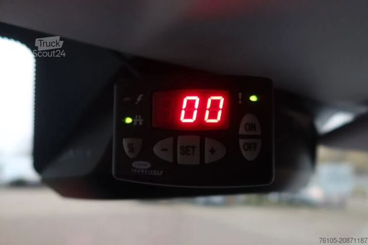 Mallette réfrigérée Iveco 35S 180 35 S 180 Hi-Matic