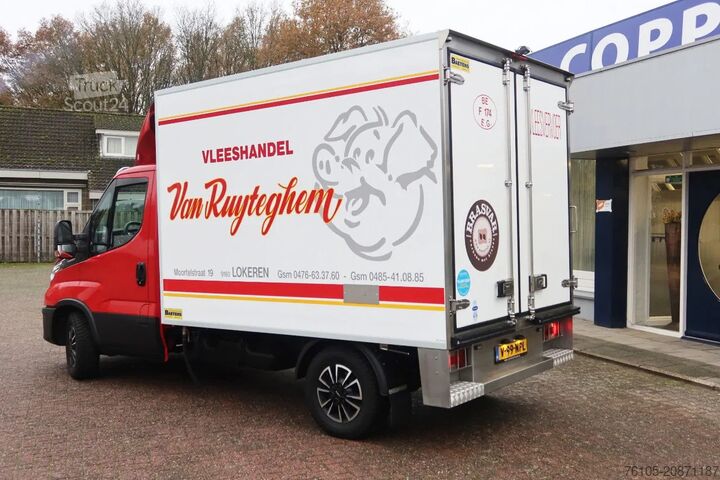 Mallette réfrigérée Iveco 35S 180 35 S 180 Hi-Matic