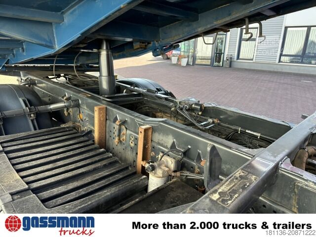 Camión volquete Iveco Trakker AD190T36 4x2, EEV, Kran Atlas AK 105.2-A2