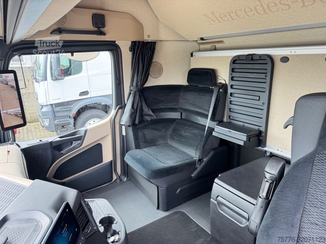 Tovorno vozilo s ravno platformo in ponjavo MERCEDES-BENZ 2548 Actros 5 L 6x2 Lowliner BDF