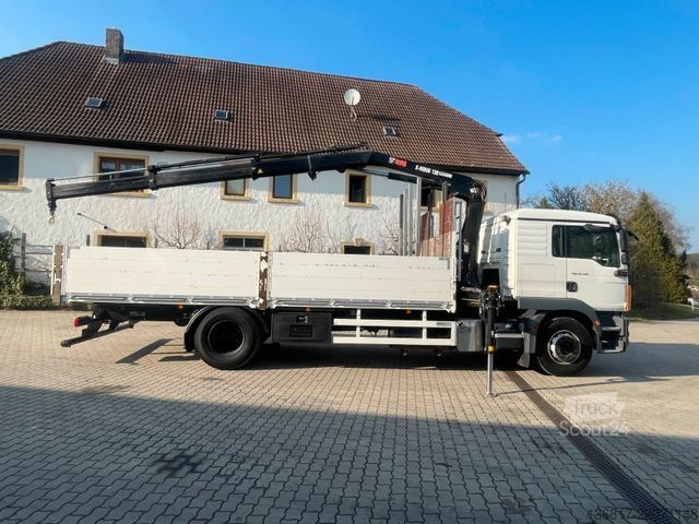 Düz kasa kamyon MAN TGM18.320 4x2BL Pritsche Kran HIAB X-HIDUO138 B2