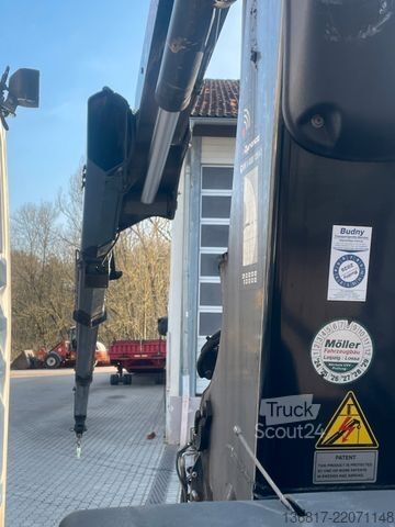 Düz kasa kamyon MAN TGM18.320 4x2BL Pritsche Kran HIAB X-HIDUO138 B2