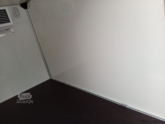 Ψυκτικό ρυμουλκούμενο HUMBAUR HK132614-18