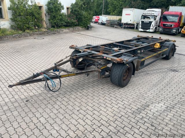Priklopnik z menjalnim šasijem KÖGEL AW18 BDF Combi C715 + C745 Wechselfahrgestell