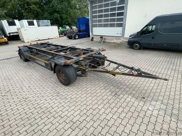 Priklopnik z menjalnim šasijem KÖGEL AW18 BDF Combi C715 + C745 Wechselfahrgestell