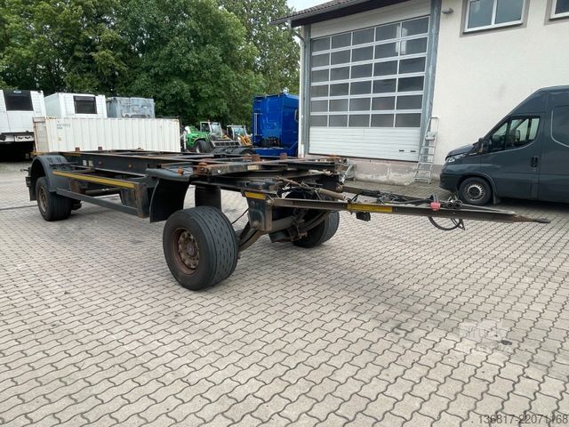Priklopnik z menjalnim šasijem KÖGEL AW18 BDF Combi C715 + C745 Wechselfahrgestell