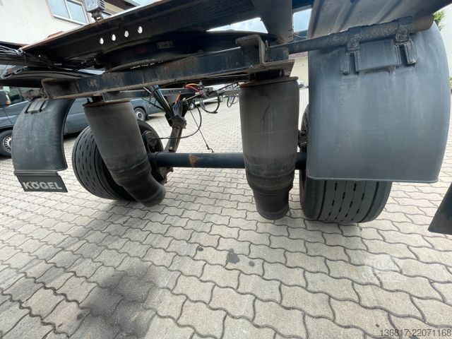 Priklopnik z menjalnim šasijem KÖGEL AW18 BDF Combi C715 + C745 Wechselfahrgestell