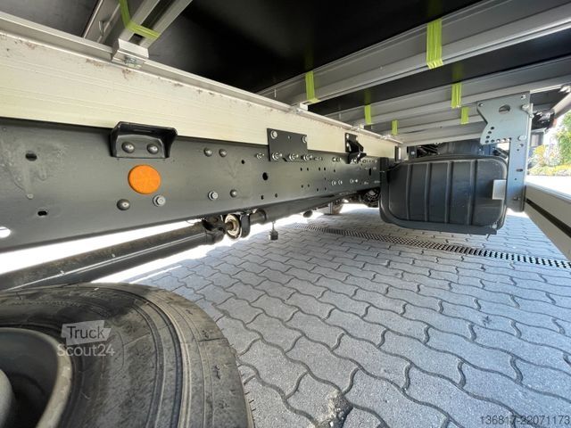 Ponyvával szerelt furgon IVECO Eurocargo ML80E21 BL Schiebeplane LBW  NEUWERTIG