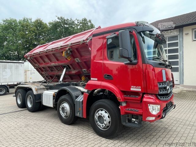 Trojstranný sklápací nákladný automobil MERCEDES-BENZ Arocs 3246 8x4 BB Klima Dautel Kipper Bordmatic