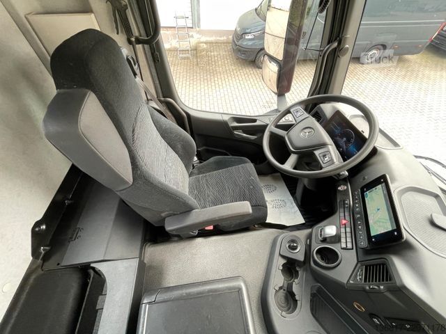 Trojstranný sklápací nákladný automobil MERCEDES-BENZ Arocs 3246 8x4 BB Klima Dautel Kipper Bordmatic