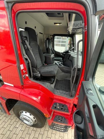 Trojstranný sklápací nákladný automobil MERCEDES-BENZ Arocs 3246 8x4 BB Klima Dautel Kipper Bordmatic