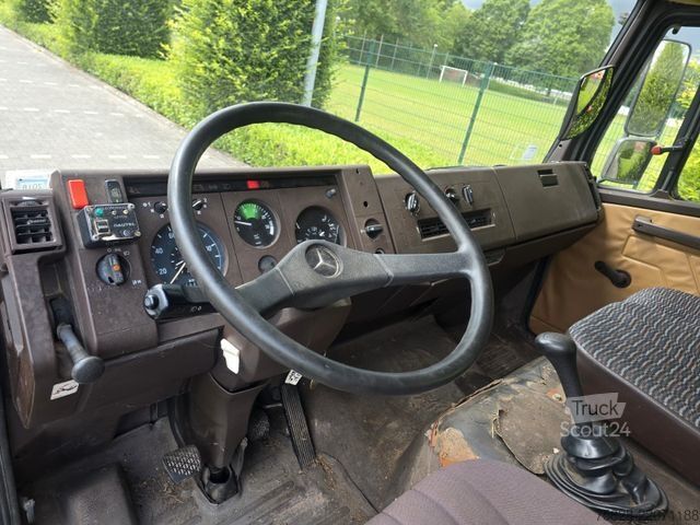 Camion caisson MERCEDES-BENZ Ecoliner 817