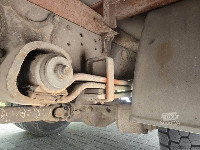 Camion caisson MERCEDES-BENZ Ecoliner 817
