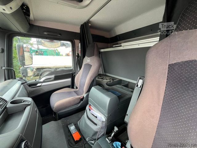 LKW mit Pritsche (offen) MAN TG-M 18.340 4x2  Pritsche Kran Atlas 135.2+Funk